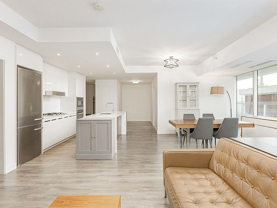 1st image of 5688 Willow St #202