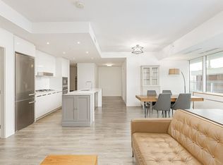 5688 Willow St #202, Vancouver, BC V5Z 3S4