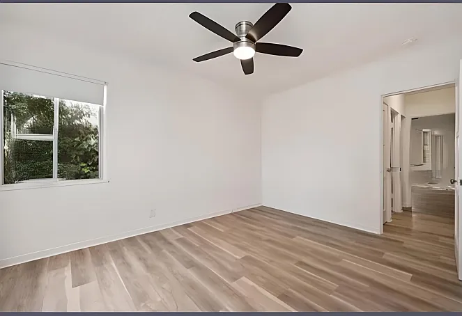 3270 Descanso Dr — Photo 5