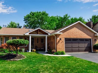 198 Hickory Hill Rd, Williamsville, NY, 14221