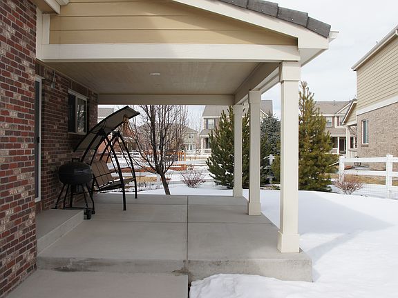 LARGE 10X20 COVERED PATIO