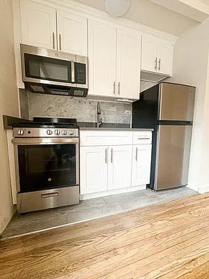 Rented by Showcase Realty | media 5