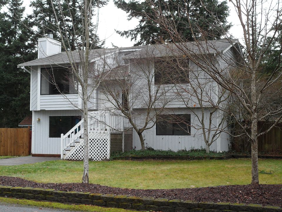 Mid entry 4 bedroom 2 bath home