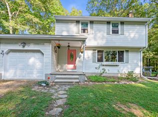 68 Eli Chapman Rd, Moodus, CT 06469