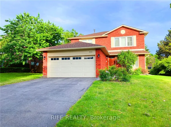 331 Green Ln, Markham, ON L3T 7A4