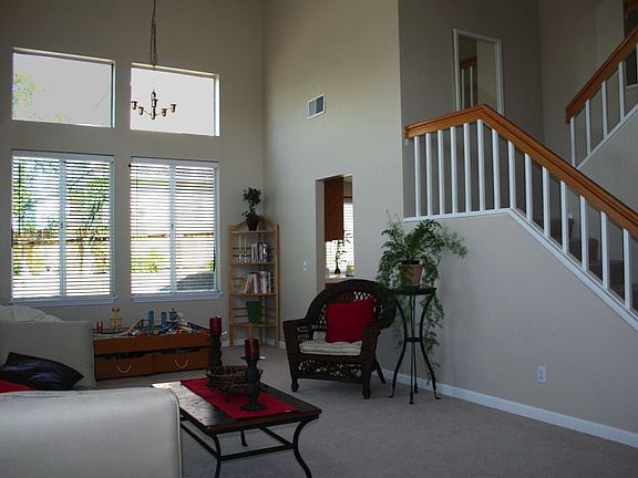Living room,vaulted