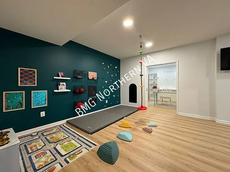 5654 Governors Pond Cir — Photo 31