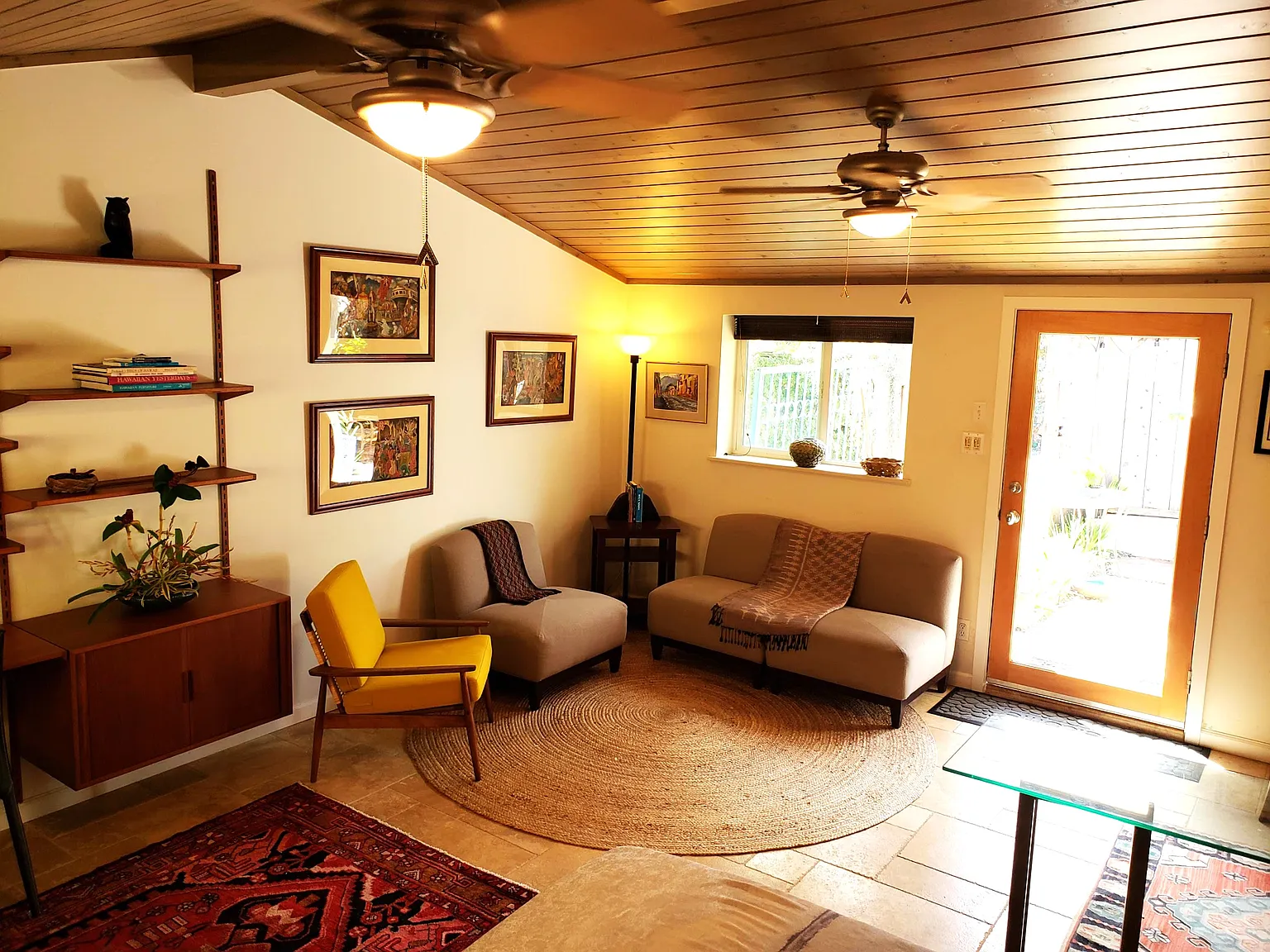 Studio, 400 sqft, $4,000 — Photo 4