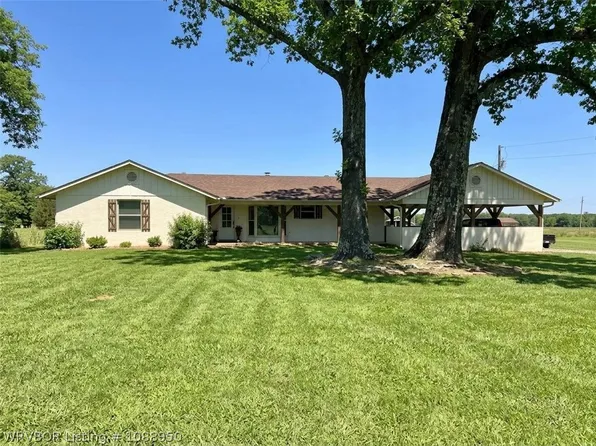 6910 Military Rd, Lavaca, AR 72941