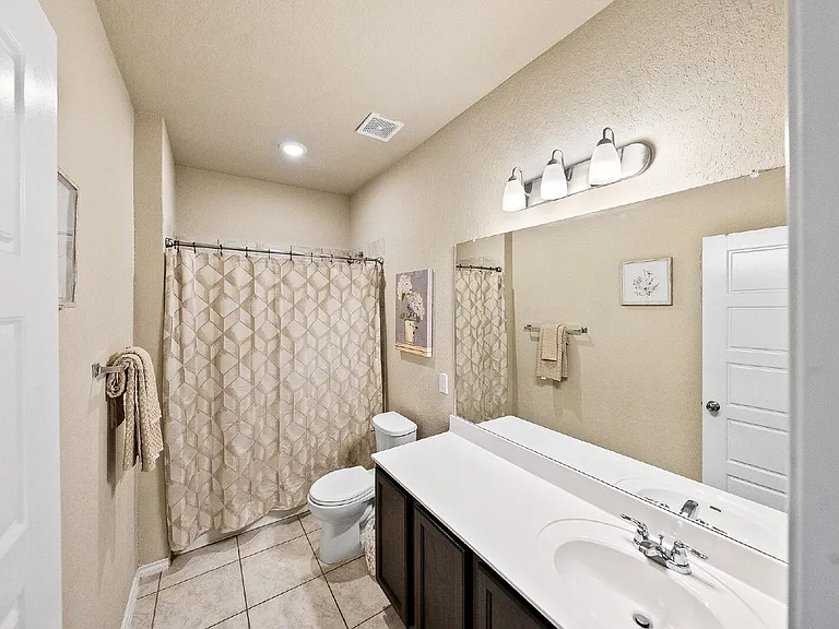 5702 Cicada Cir — Photo 23