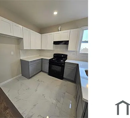 4 bed, $2,700 — Photo 1