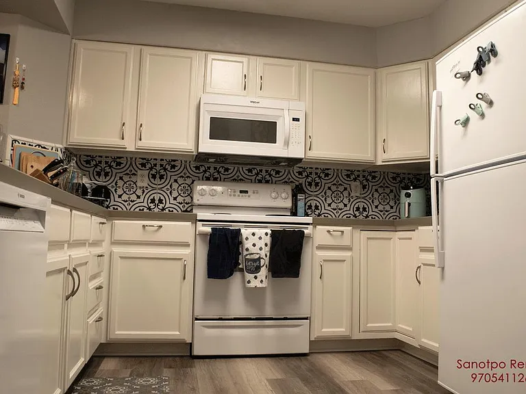 2075 Tonopas Ct #101 — Photo 8