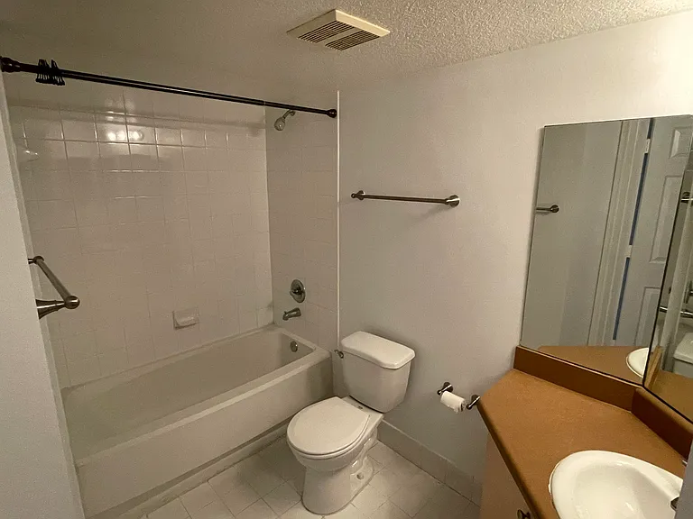 4041 San Marino Blvd #303 — Photo 7