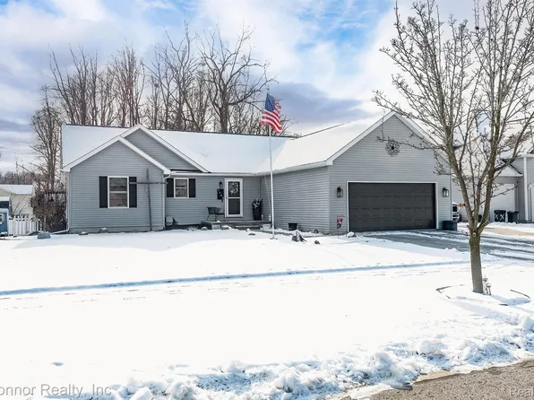 1145 Oconnor St, Marysville, MI 48040