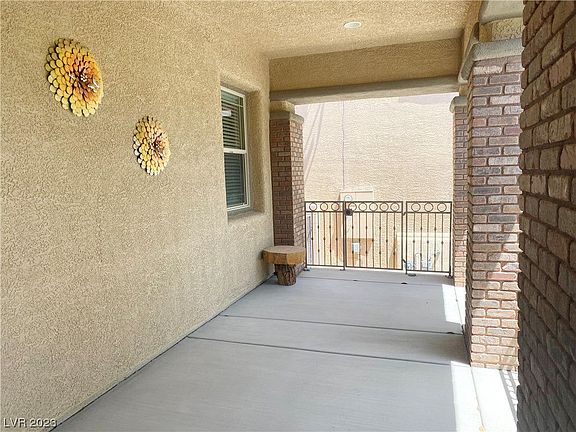 3rd image of 9312 Enchanted Grove Ave