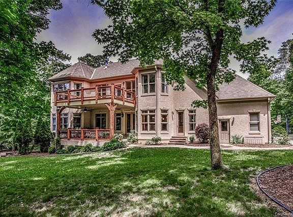 5th image of 3233 Ashwood Park Dr