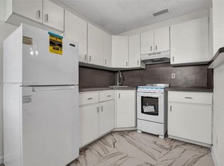 1536 Grant St #B, Hollywood, FL 33020