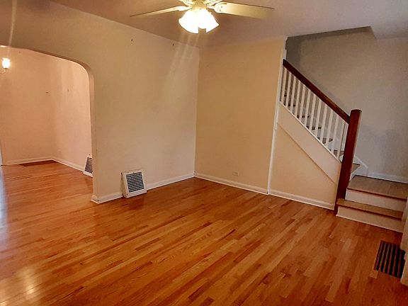 5th image of 743 S East Ave