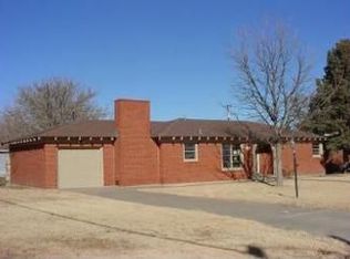 2601 9th Ave, Canyon, TX 79015