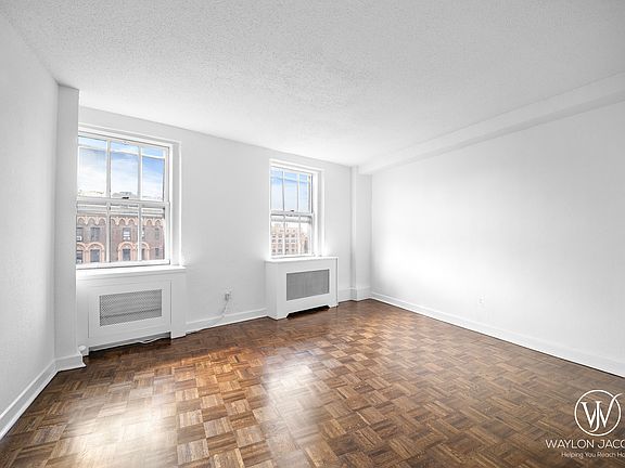 5th image of 2166 Broadway APT 15A