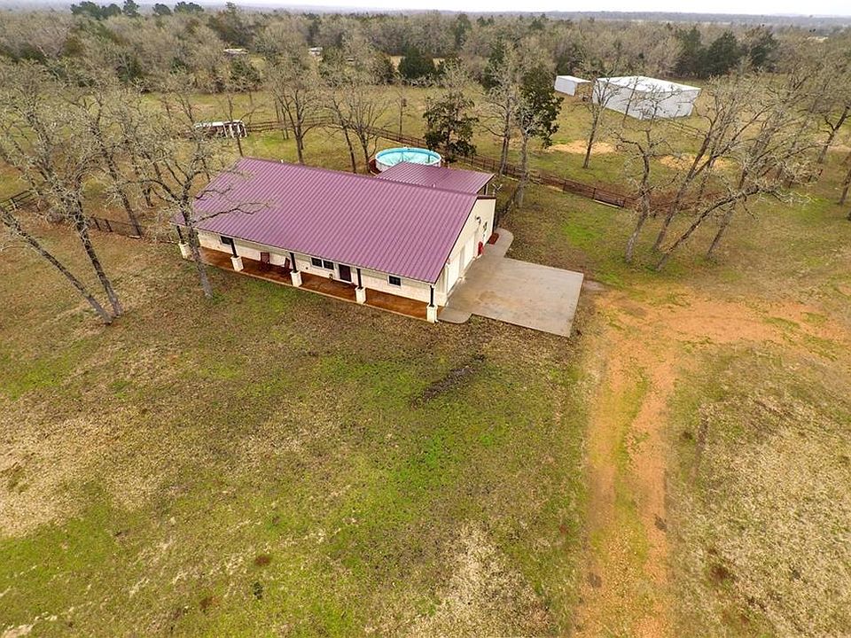 1st image of 205 Turner Ln