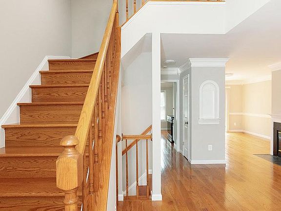 3rd image of 5244 Stoney Branch Ct