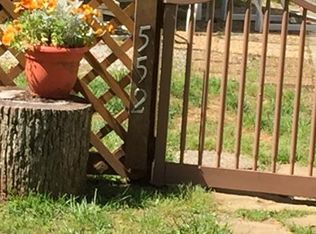 552 Riverside Dr, Cleveland, GA 30528