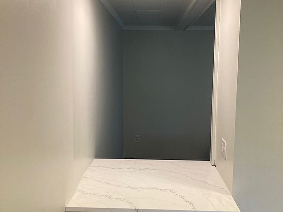 Breakfast nook and wine bar