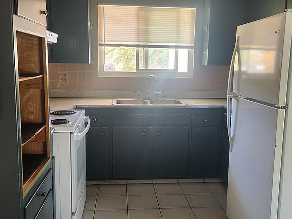 5th image of 914 Snyder Dr
