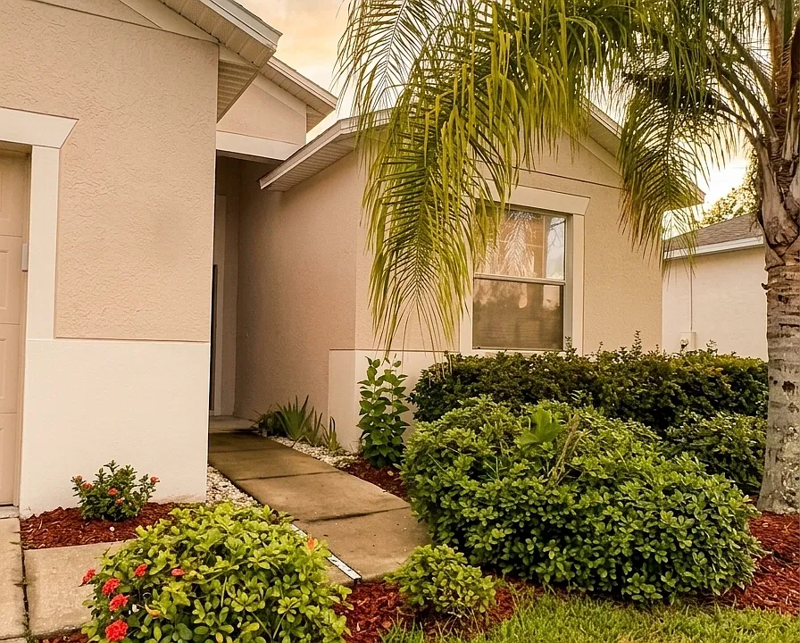 Carrickton Cir