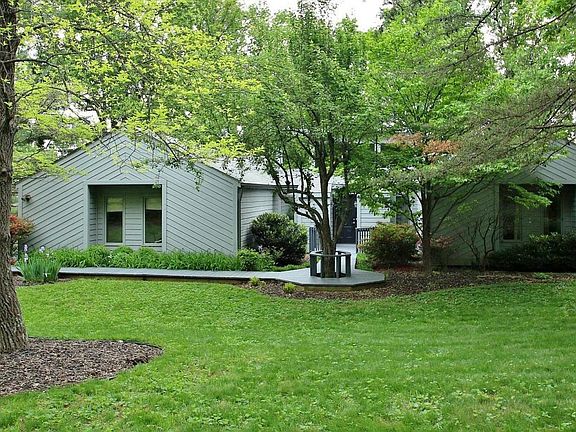 2nd image of 5732 Equestrian Dr