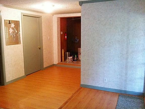 5th image of 1102 Kingston Dr