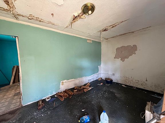 3rd image of 1757 Judson St