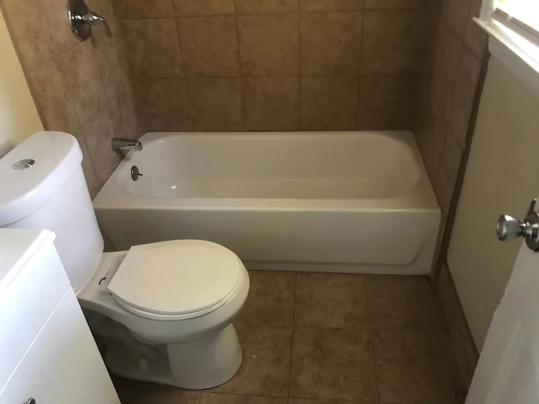 1423 Oberle Ave — Photo 15