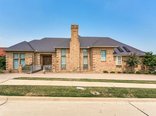 1209 Cottonwood Valley Dr, Irving, TX 75038