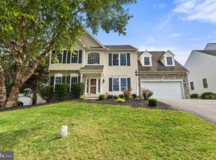 2717 Kreider Rd, Lititz, PA 17543