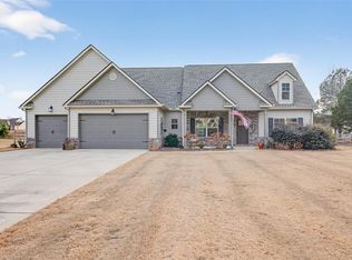 612 Quail Ct, Good Hope, GA 30641