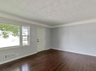 701 Stryker Ave, Saint Paul, MN 55107