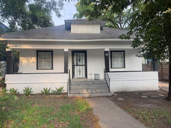 1107 Angelina St