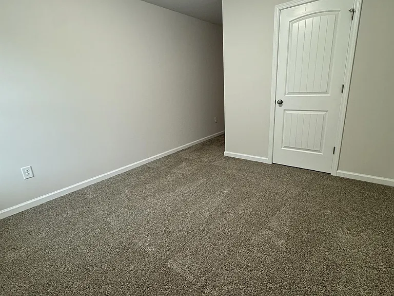6328 Pine Station Dr — Photo 6