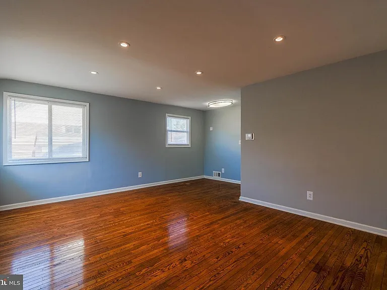 6709 22nd Pl — Photo 14
