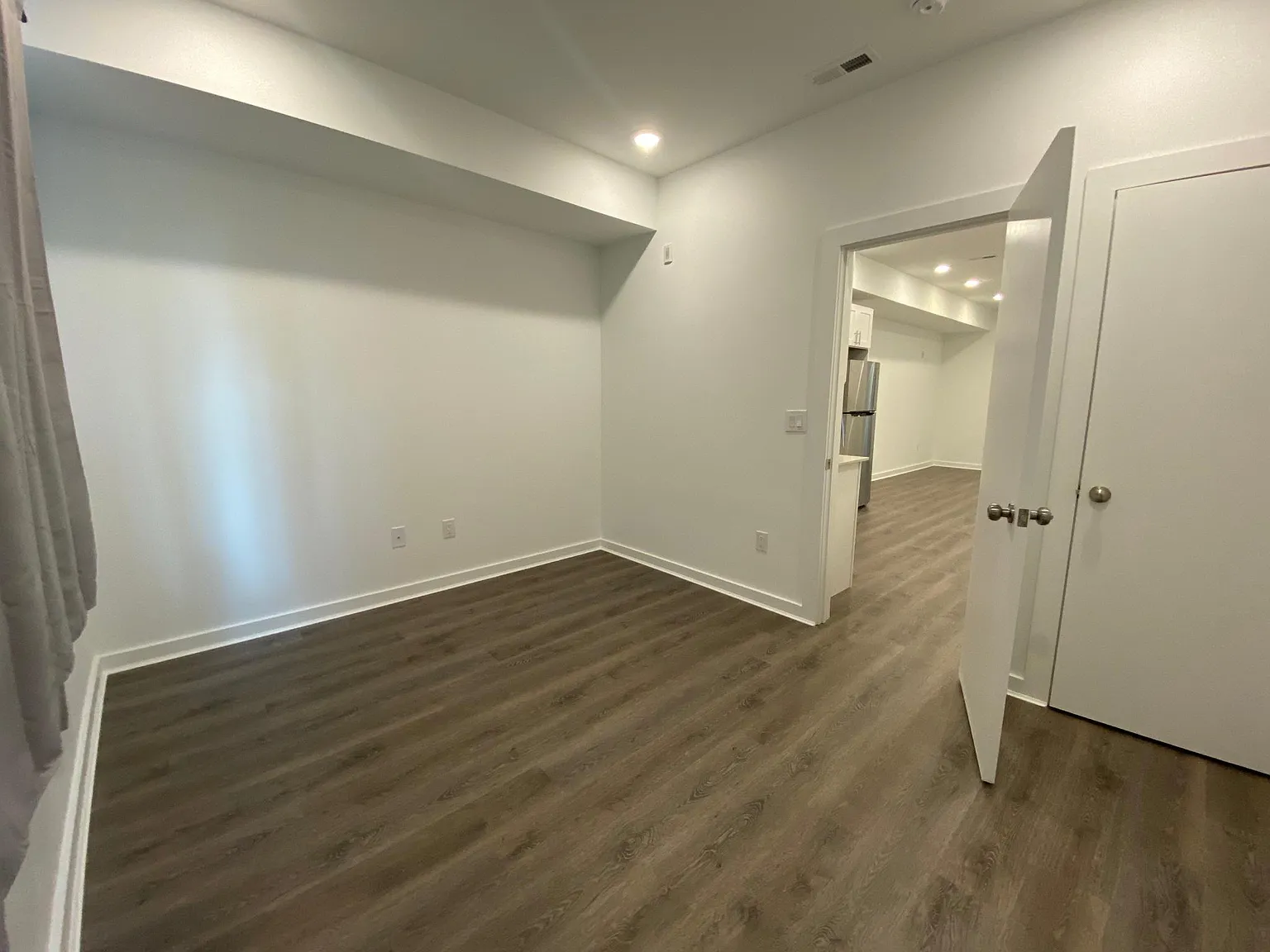 2 bed, 840 sqft, $1,350 — Photo 4