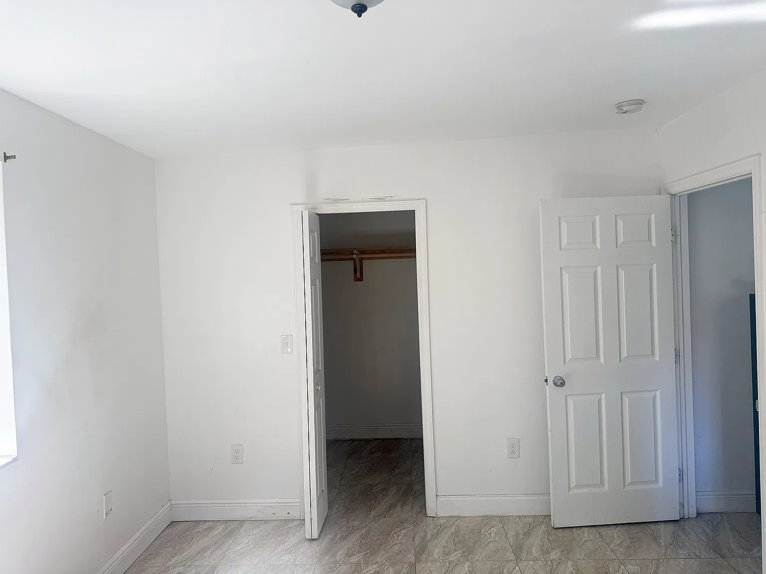 Studio, 500 sqft, $1,500 — Photo 4