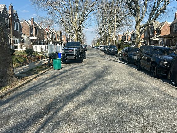 5th image of 3223 Brighton St