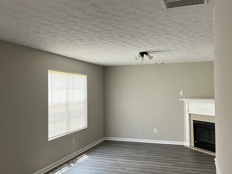 910 Carlton Pointe Ter — Photo 10
