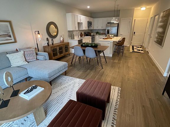 3rd image of 8905 Archer Ave #1