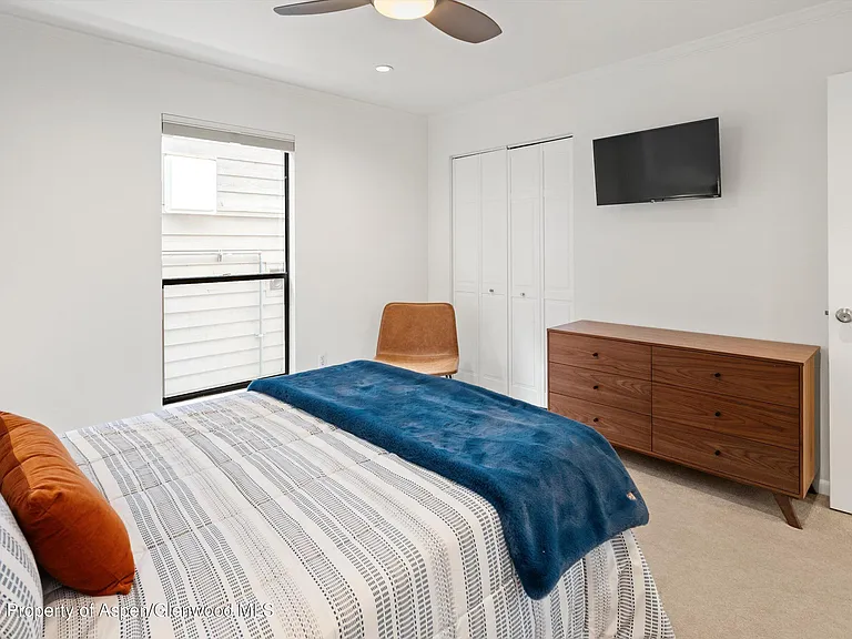 980 E Hyman Ave #3 — Photo 23