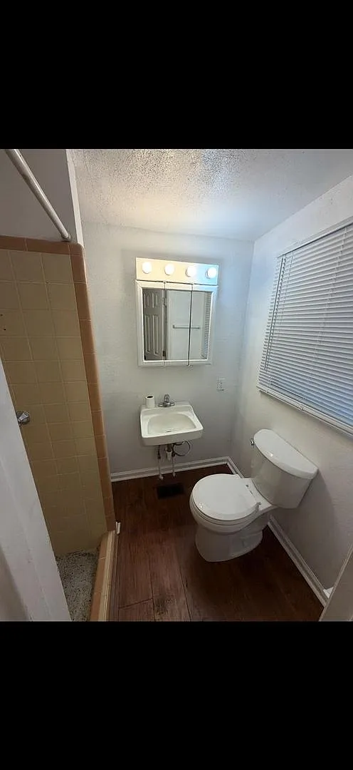 768 California Street — Photo 3