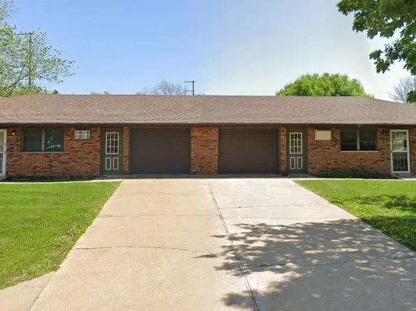 1029 N Main St, Dodgeville, WI 53533