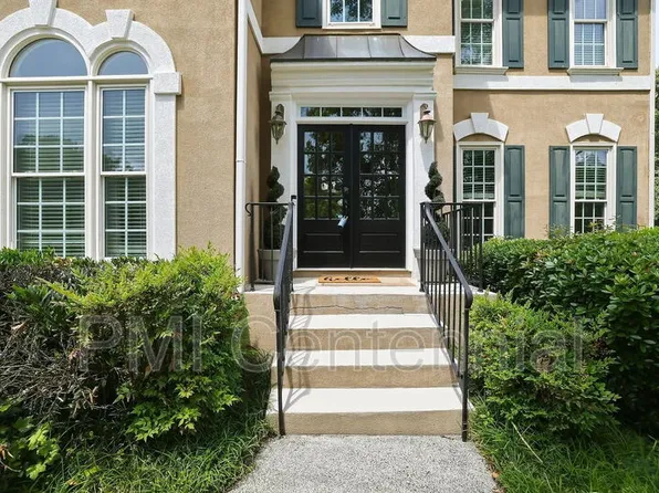 120 Creekside Park Dr, Johns Creek, GA 30022